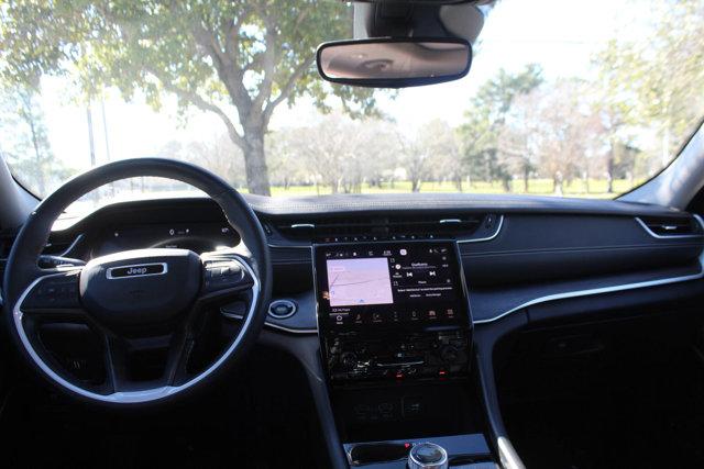 2021 Jeep Grand Cherokee L Vehicle Photo in HOUSTON, TX 77090