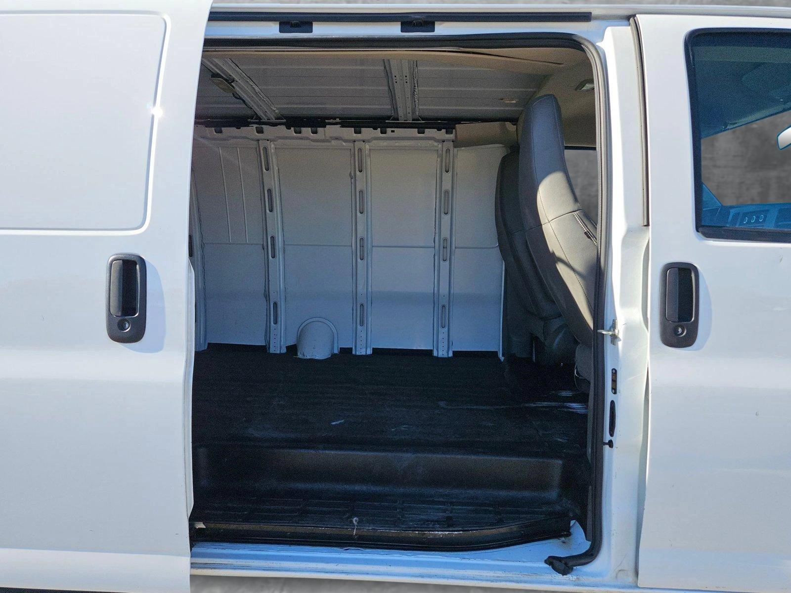 2023 Chevrolet Express Cargo Van Vehicle Photo in CORPUS CHRISTI, TX 78416-1100