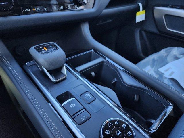 2025 Nissan Pathfinder Vehicle Photo in Ardmore, PA 19003