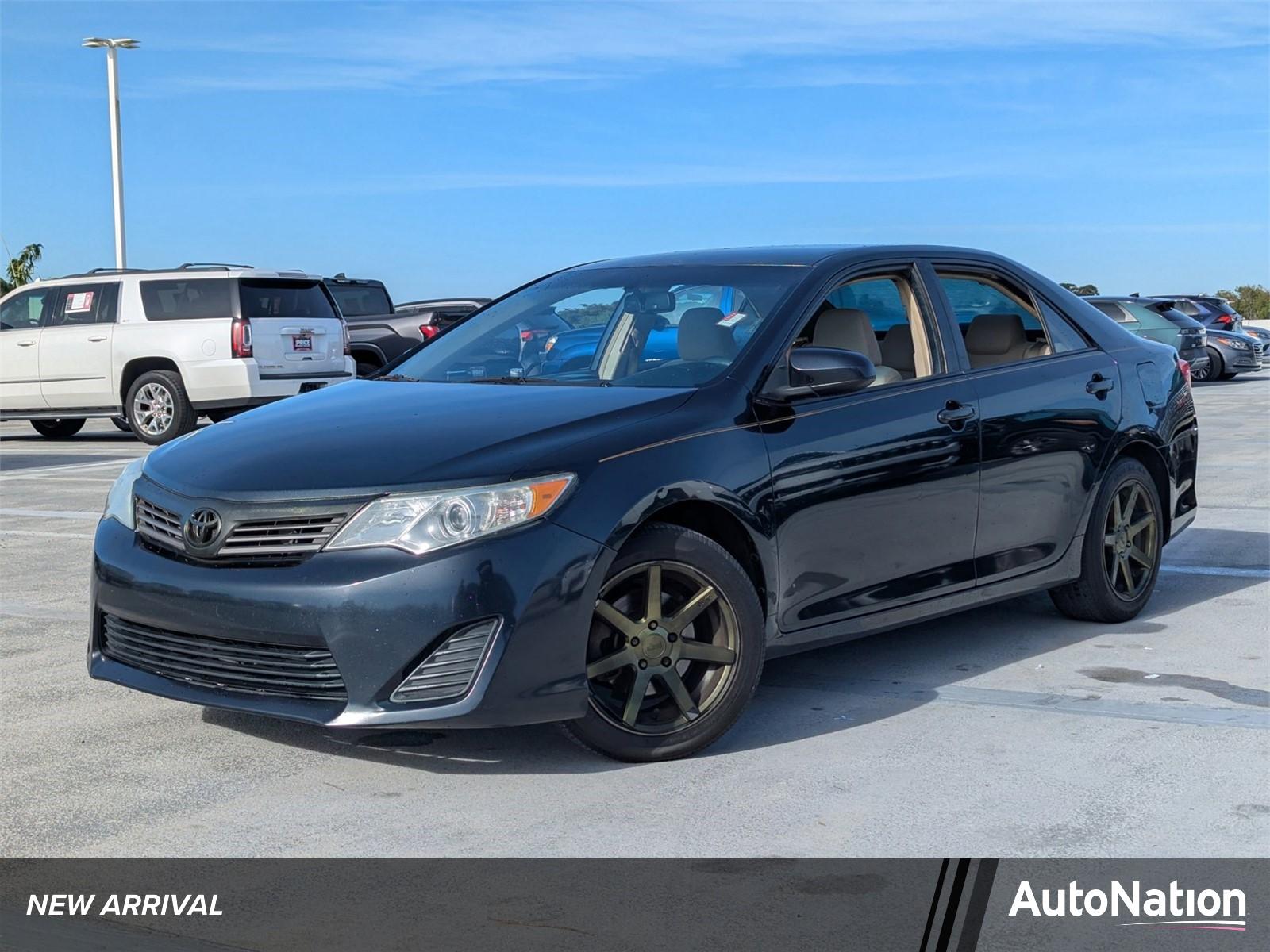 2014 Toyota Camry Vehicle Photo in Ft. Myers, FL 33907