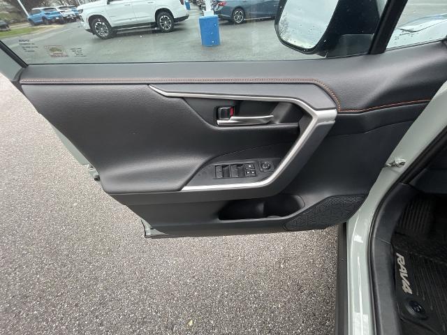 2019 Toyota RAV4 Vehicle Photo in BENTONVILLE, AR 72712-4322