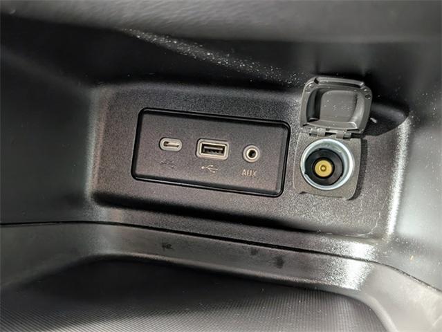 2022 Chevrolet Equinox Vehicle Photo in ENGLEWOOD, CO 80113-6708