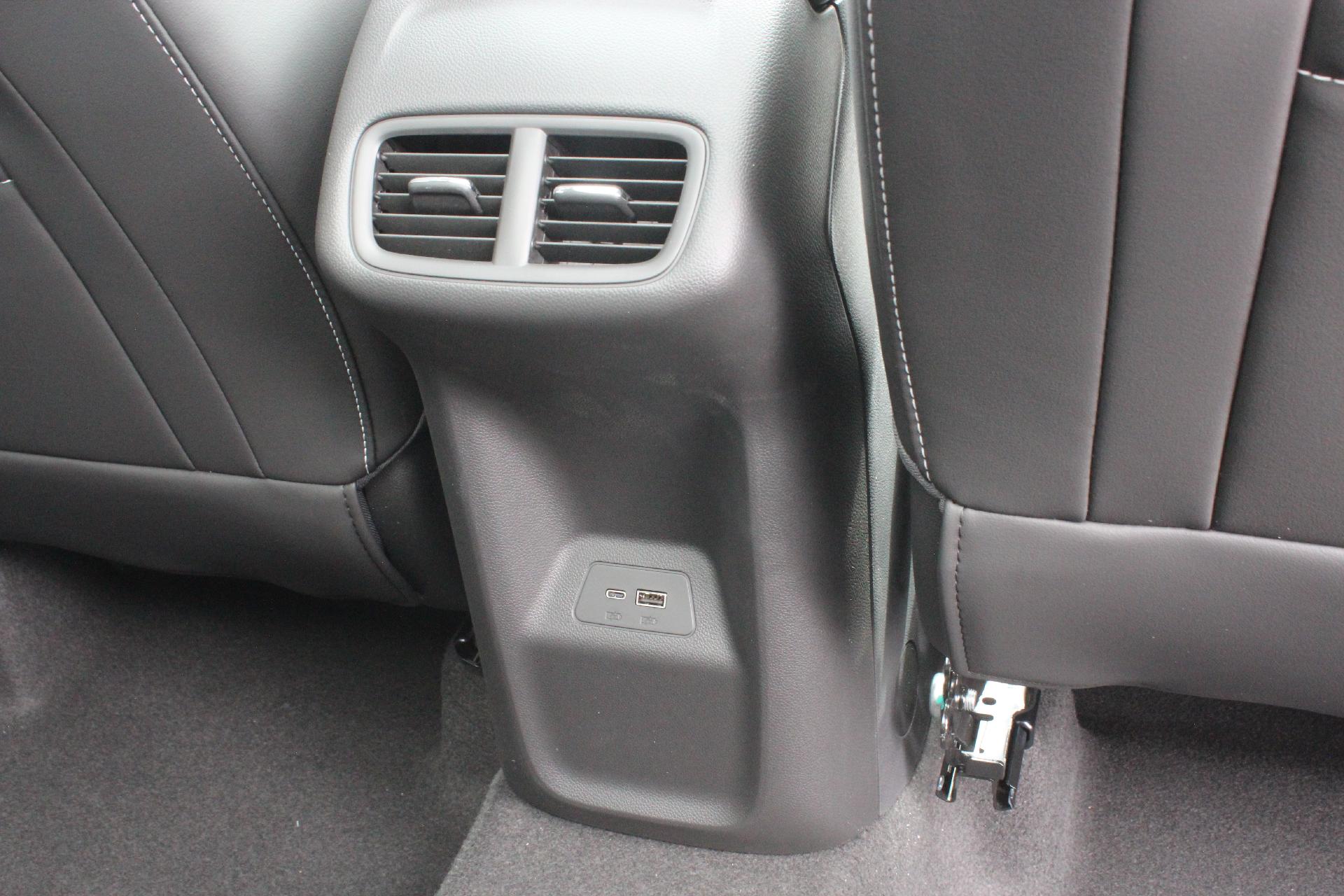 2025 Buick Envision Vehicle Photo in AURORA, CO 80012-4011
