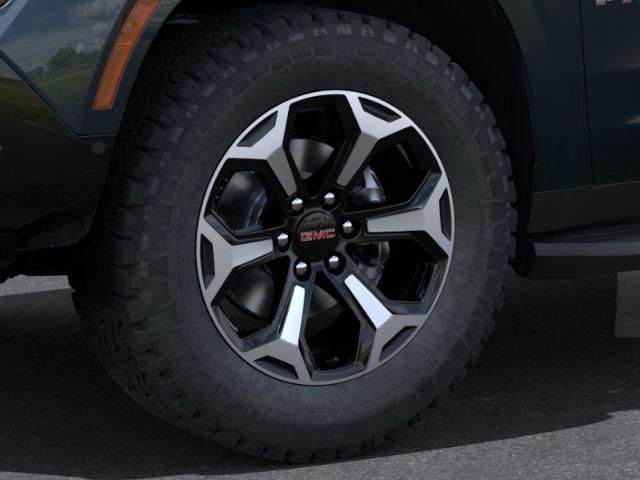 2025 GMC Yukon Vehicle Photo in GREEN BAY, WI 54303-3330