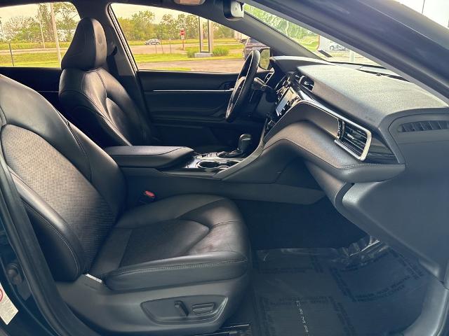 2018 Toyota Camry Vehicle Photo in MANHATTAN, KS 66502-5036