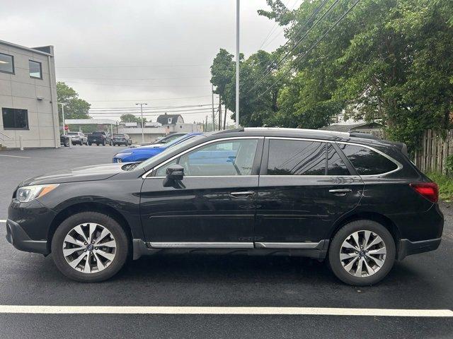 2017 Subaru Outback Vehicle Photo in Harrisburg, PA 17111