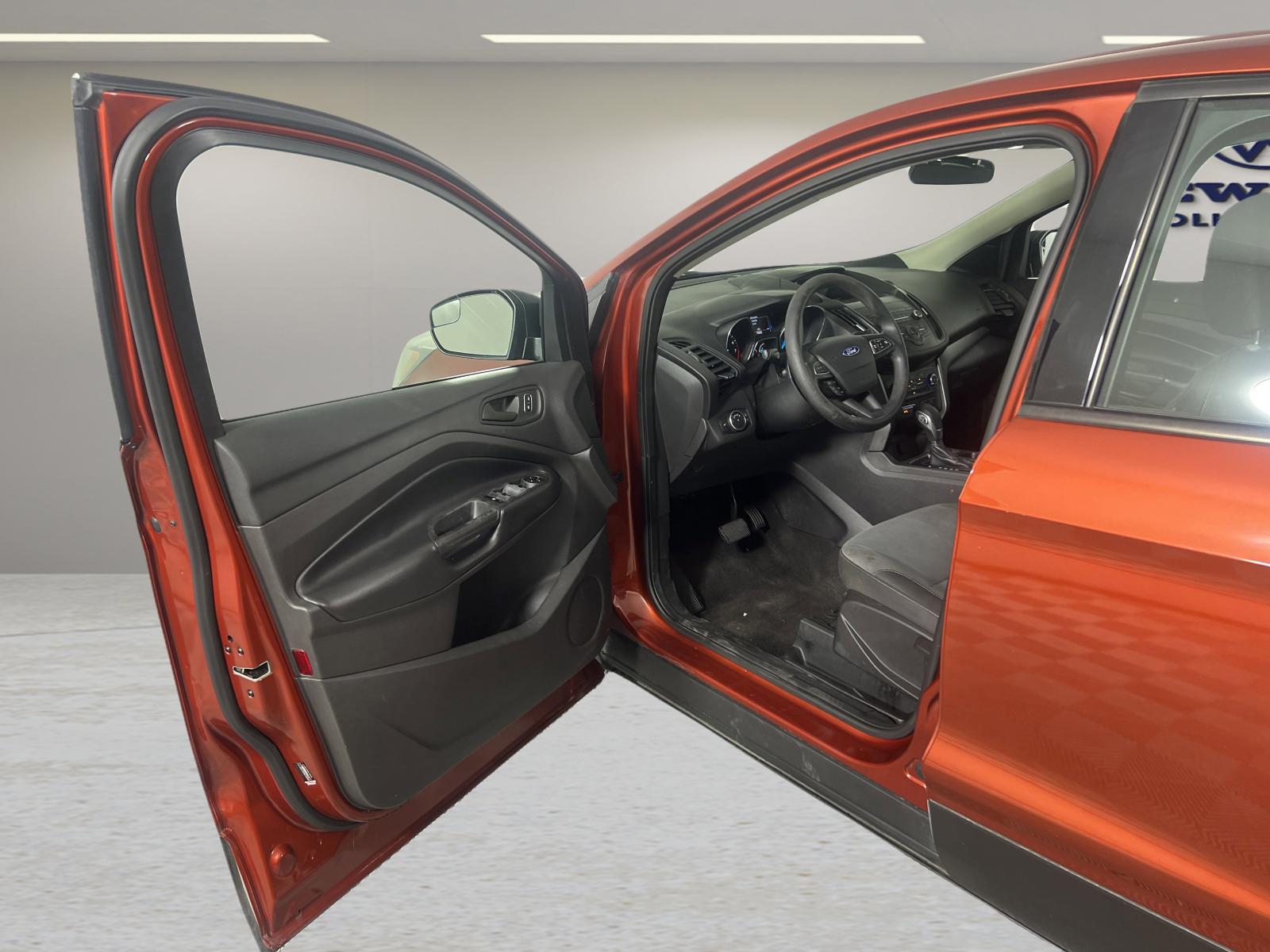 2019 Ford Escape Vehicle Photo in Georgetown, TX 78626