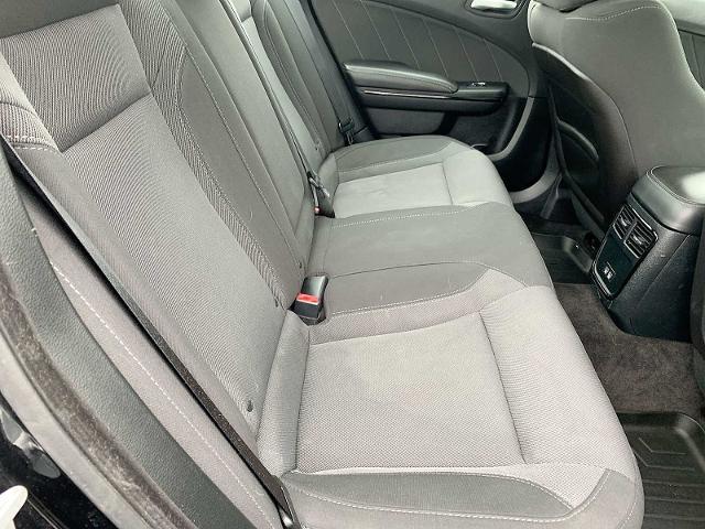 2018 Dodge Charger Vehicle Photo in MOON TOWNSHIP, PA 15108-2571
