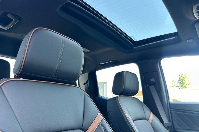 2025 GMC Canyon Vehicle Photo in STOCKTON, CA 95212-2838