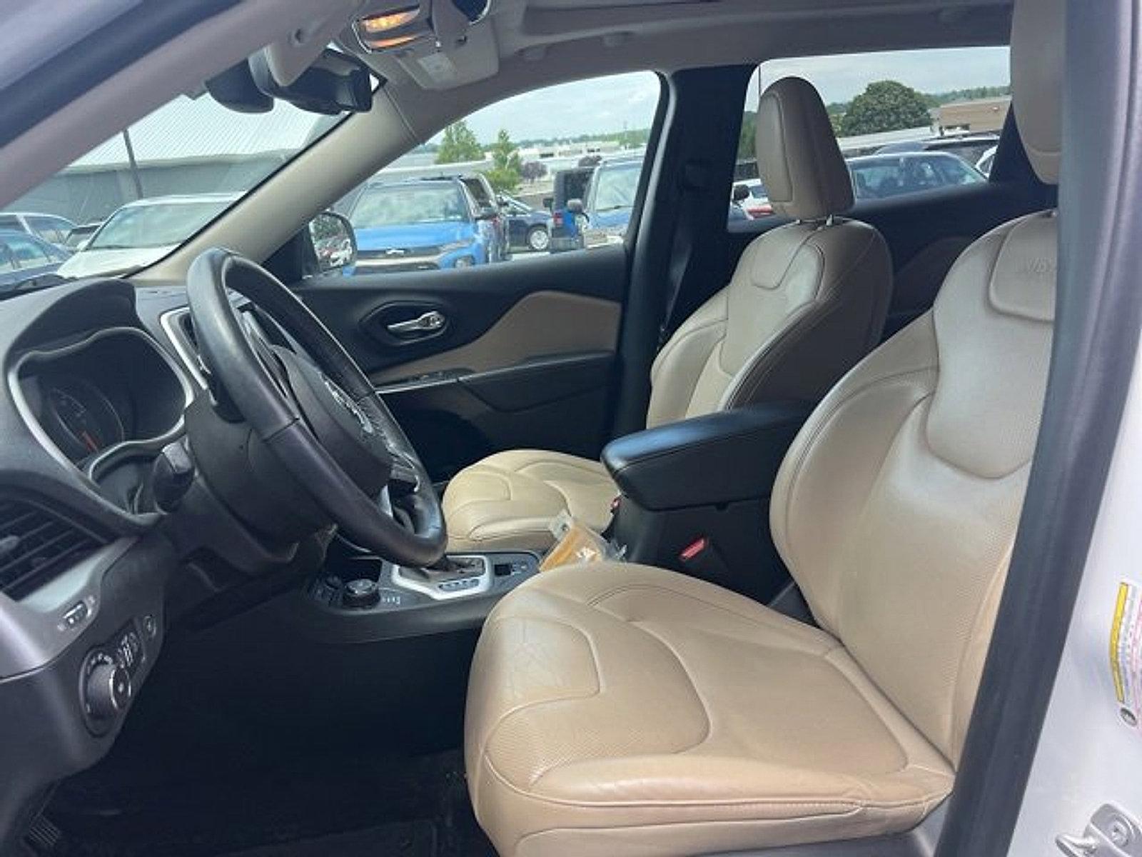2016 Jeep Cherokee Vehicle Photo in Harrisburg, PA 17111