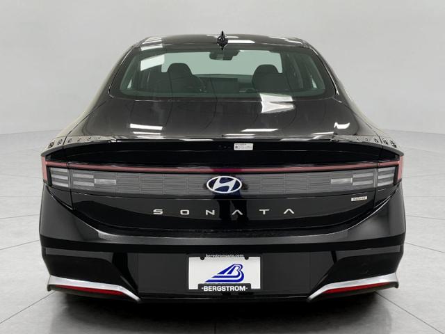 2025 Hyundai SONATA Hybrid Vehicle Photo in Appleton, WI 54913