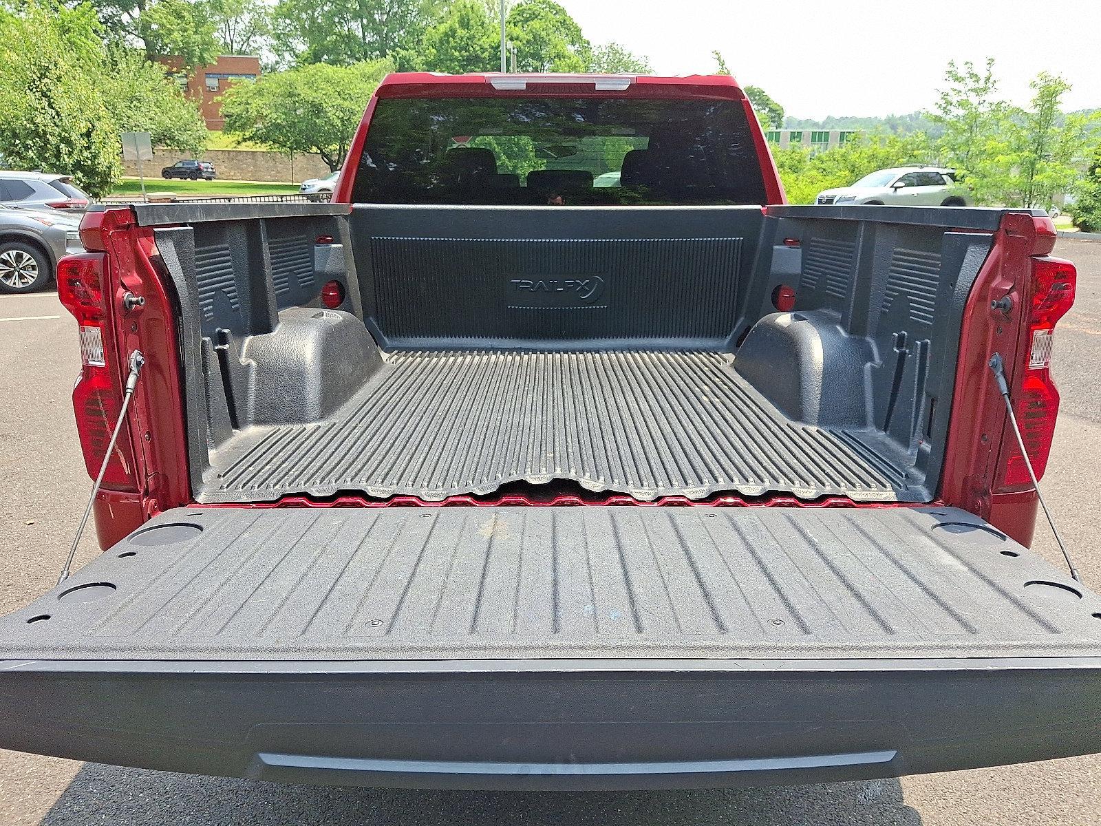 2021 Chevrolet Silverado 1500 Vehicle Photo in Jenkintown, PA 19046
