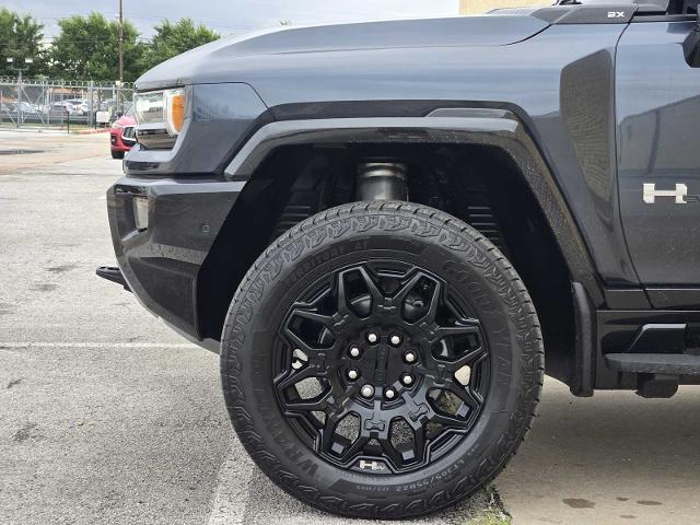 2025 GMC HUMMER EV Pickup Vehicle Photo in DALLAS, TX 75209-3016