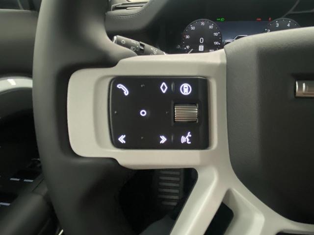 2025 Defender Vehicle Photo in Appleton, WI 54913