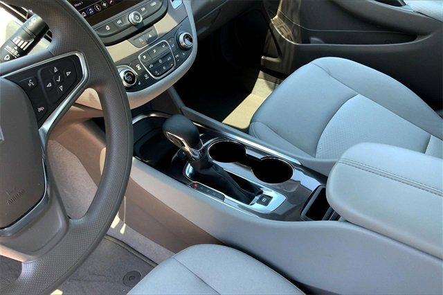 2024 Chevrolet Malibu Vehicle Photo in TOPEKA, KS 66609-0000