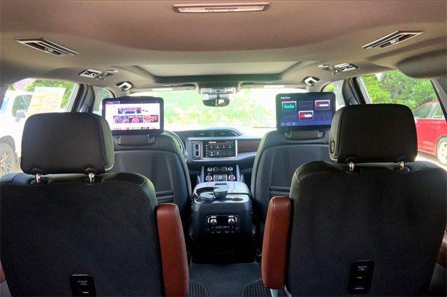 2023 GMC Yukon XL Vehicle Photo in KANSAS CITY, MO 64114-4545