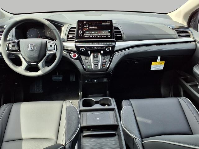 2025 Honda Odyssey Vehicle Photo in Oshkosh, WI 54904