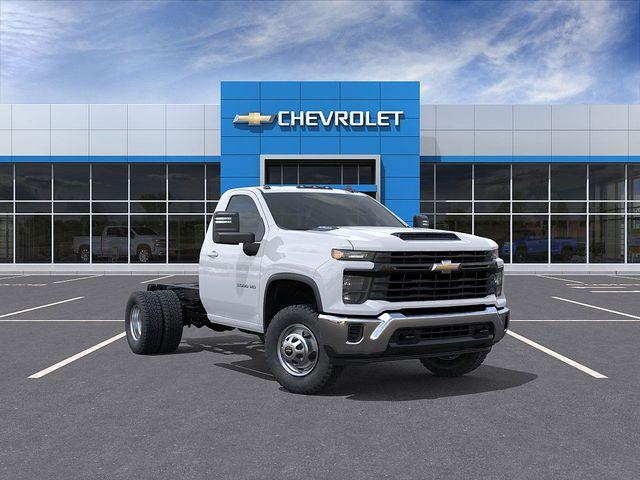 2025 Chevrolet Silverado 3500 HD Chassis Cab Vehicle Photo in PAWLING, NY 12564-3219