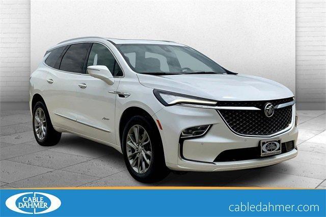 2024 Buick Enclave Vehicle Photo in TOPEKA, KS 66609-0000
