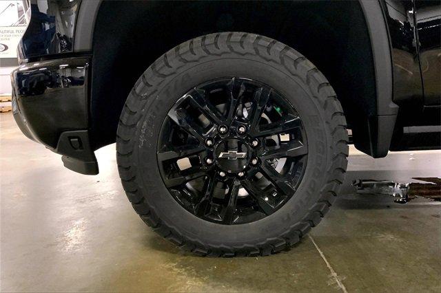 2025 Chevrolet Silverado 2500 HD Vehicle Photo in KANSAS CITY, MO 64114-4502