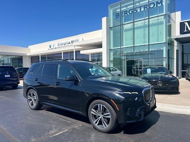 2023 BMW X7 xDrive40i Vehicle Photo in Appleton, WI 54913