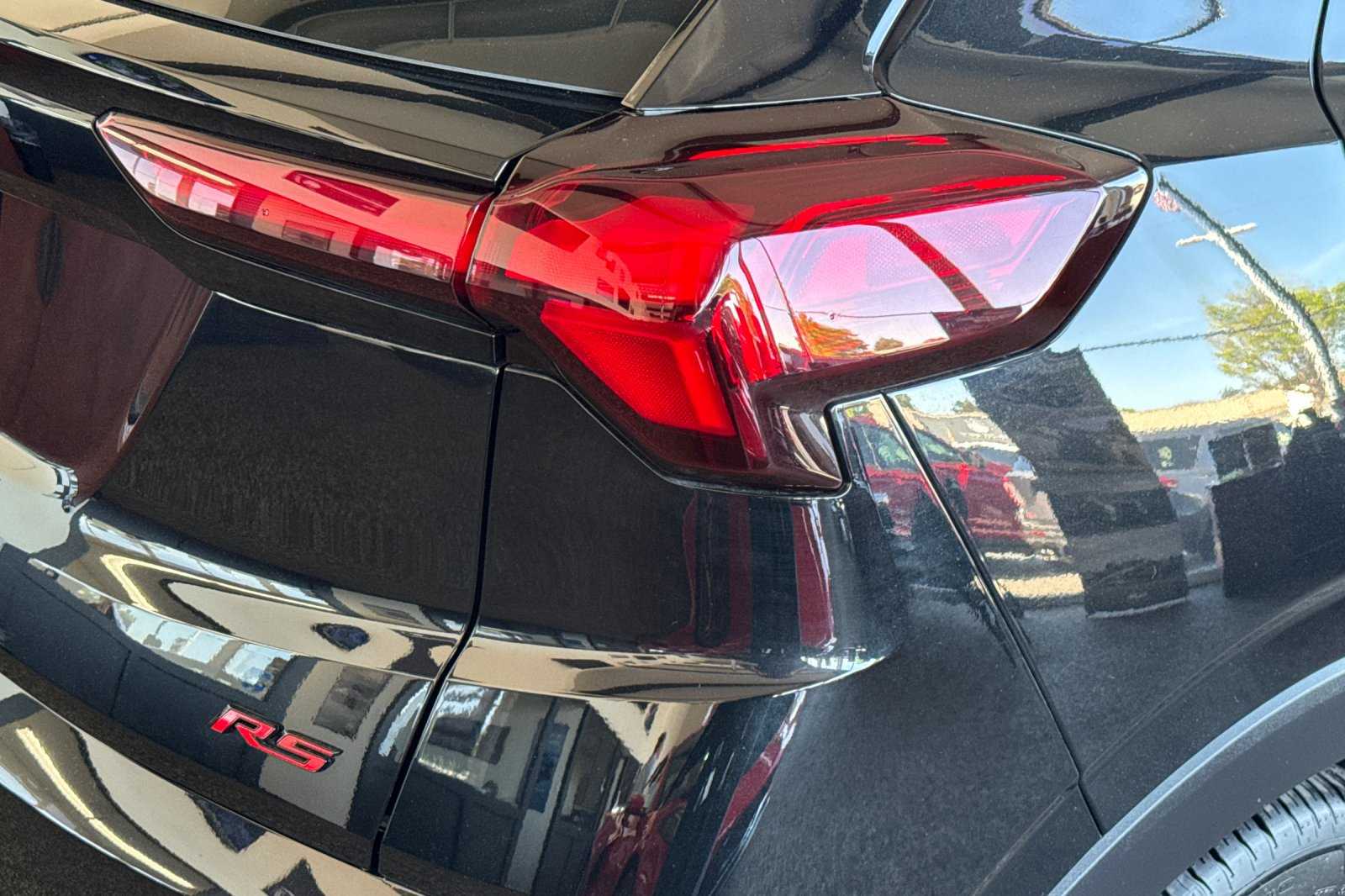 2027 Chevrolet Bolt RS - Photo 24
