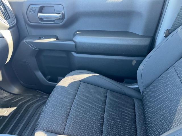 2025 GMC Sierra 1500 Vehicle Photo in COLUMBIA, MO 65203-3903