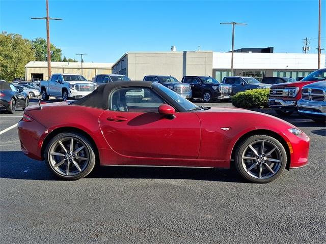 2016 Mazda MX-5 Miata Vehicle Photo in New Bloomfield, PA 17068