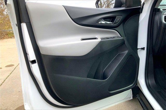 2022 Chevrolet Equinox Vehicle Photo in KANSAS CITY, MO 64114-4502