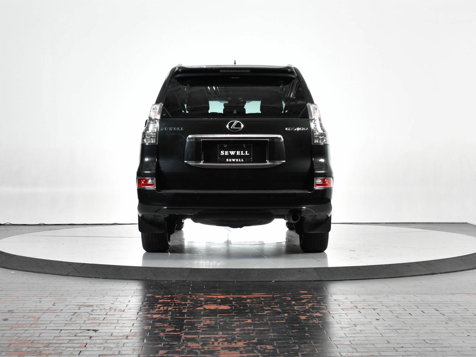 2023 Lexus GX 460 Vehicle Photo in DALLAS, TX 75235