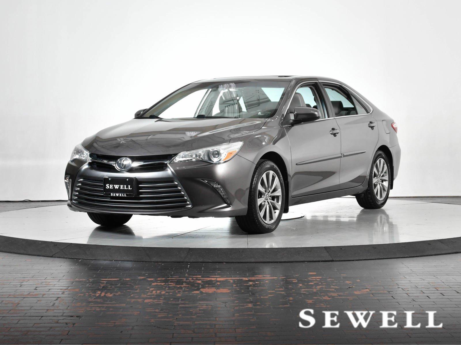 2017 Toyota Camry Vehicle Photo in DALLAS, TX 75235