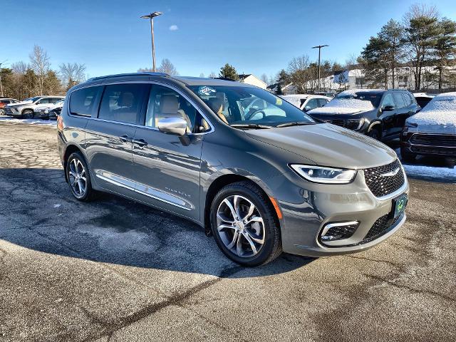 2022 Chrysler Pacifica Vehicle Photo in WILLIAMSVILLE, NY 14221-2883