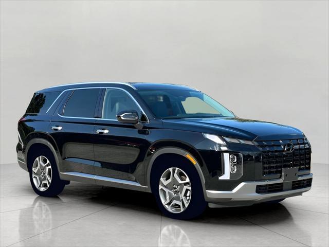 2025 Hyundai PALISADE Vehicle Photo in Green Bay, WI 54304