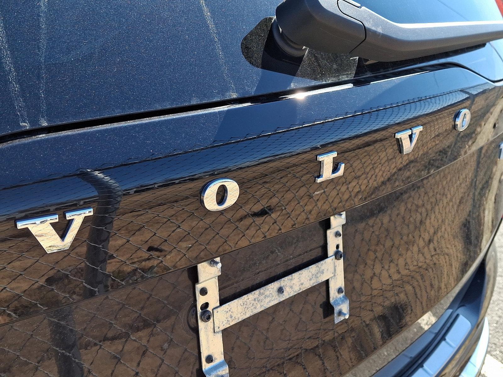 2022 Volvo XC90 Vehicle Photo in Trevose, PA 19053
