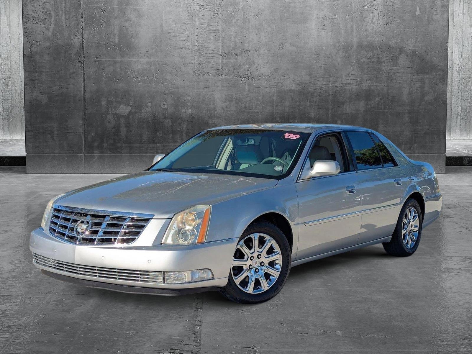 2009 Cadillac DTS Vehicle Photo in Davie, FL 33331