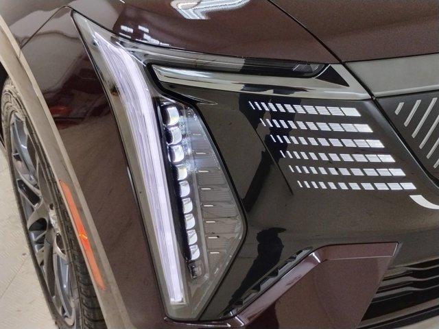 2025 Cadillac ESCALADE IQ Vehicle Photo in PINEVILLE, NC 28134-8495