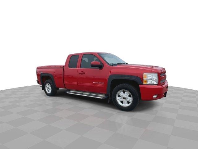 Used 2011 Chevrolet Silverado 1500 LT with VIN 1GCRKSE34BZ230963 for sale in Alexandria, MN