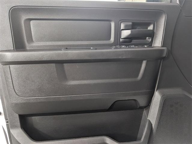 2017 Ram 1500 Vehicle Photo in ENGLEWOOD, CO 80113-6708