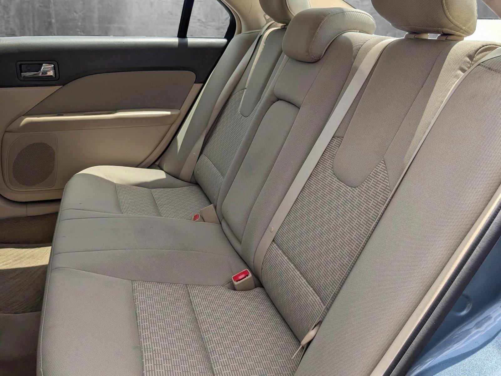 2011 Ford Fusion Vehicle Photo in St. Petersburg, FL 33713