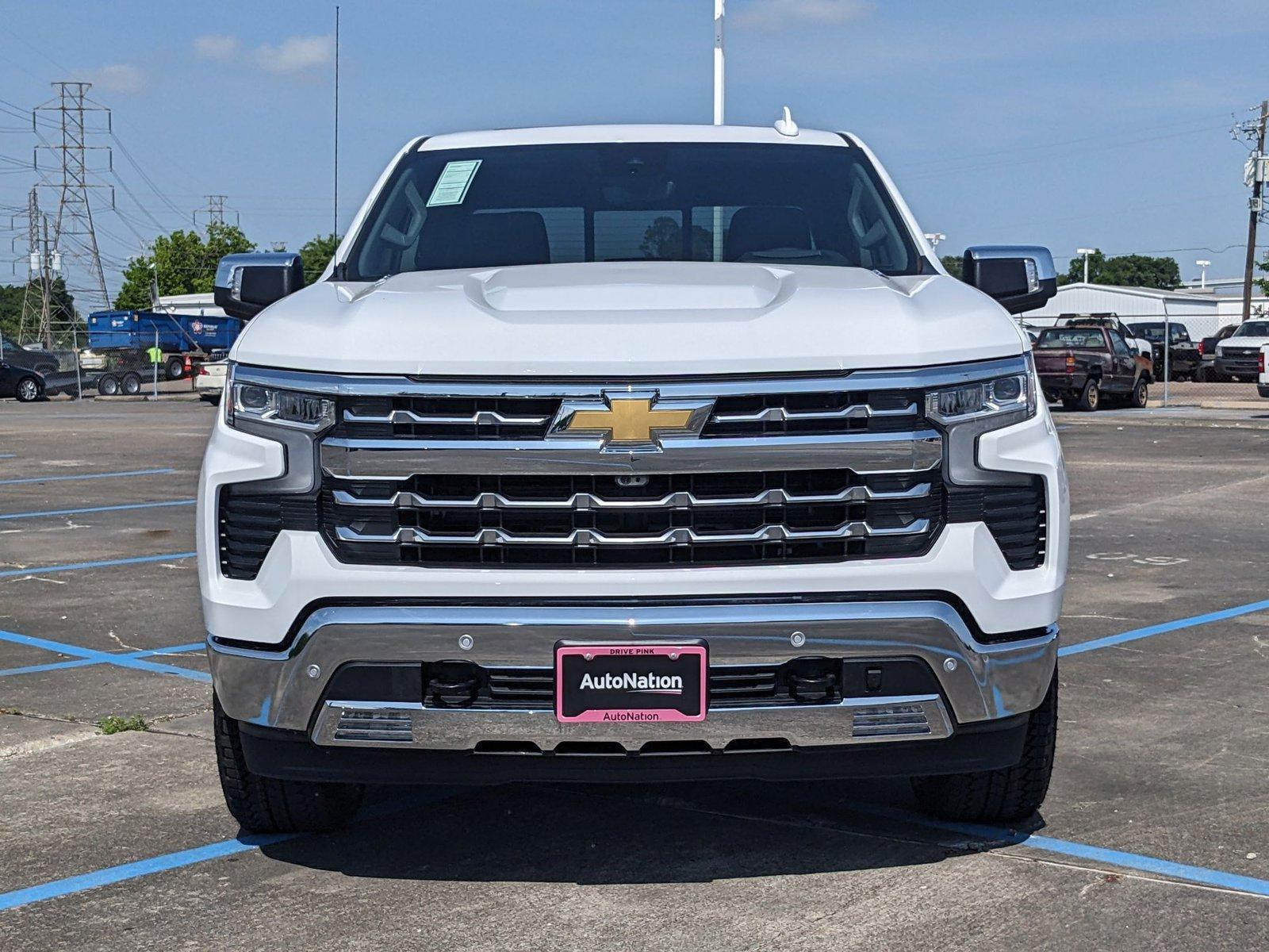 2025 Chevrolet Silverado 1500 Vehicle Photo in HOUSTON, TX 77034-5009