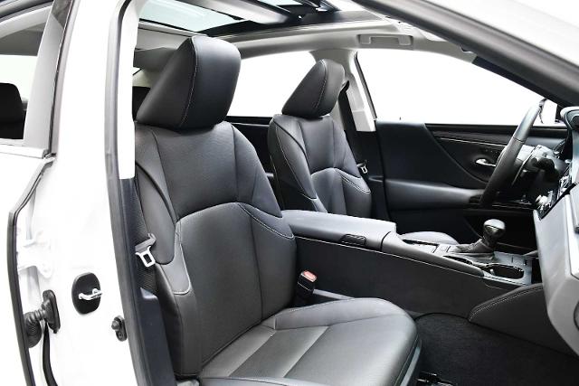 2025 Lexus ES 350 Vehicle Photo in DALLAS, TX 75235