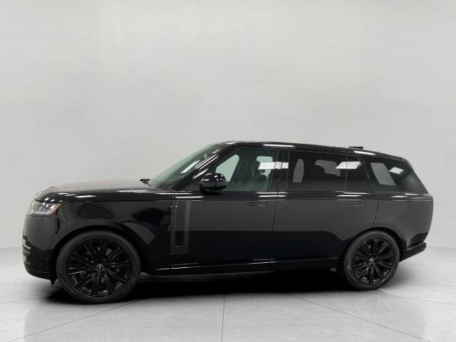 2025 Range Rover Vehicle Photo in Appleton, WI 54913