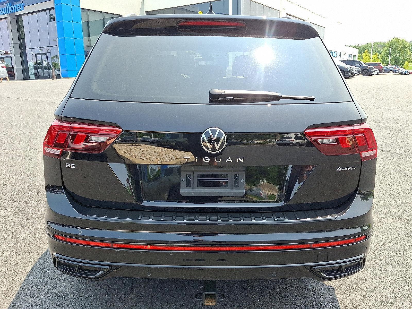 2024 Volkswagen Tiguan Vehicle Photo in Harrisburg, PA 17111