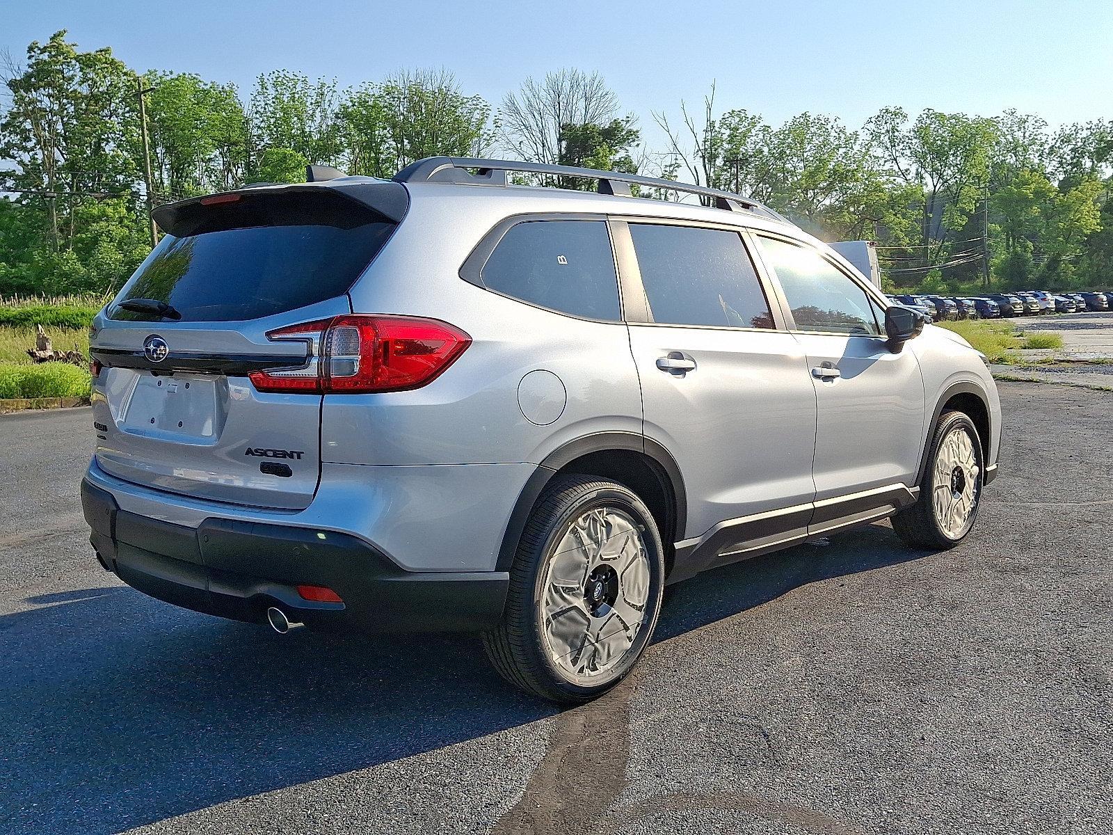 2025 Subaru Ascent Vehicle Photo in Harrisburg, PA 17111