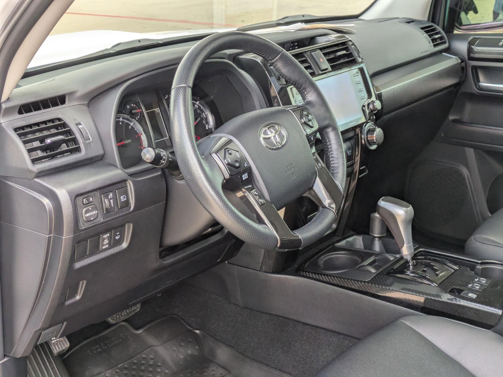 2024 Toyota 4Runner Vehicle Photo in SELMA, TX 78154-1460