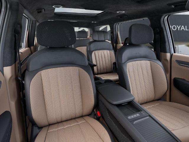2026 Kia EV9 Vehicle Photo in Tucson, AZ 85712
