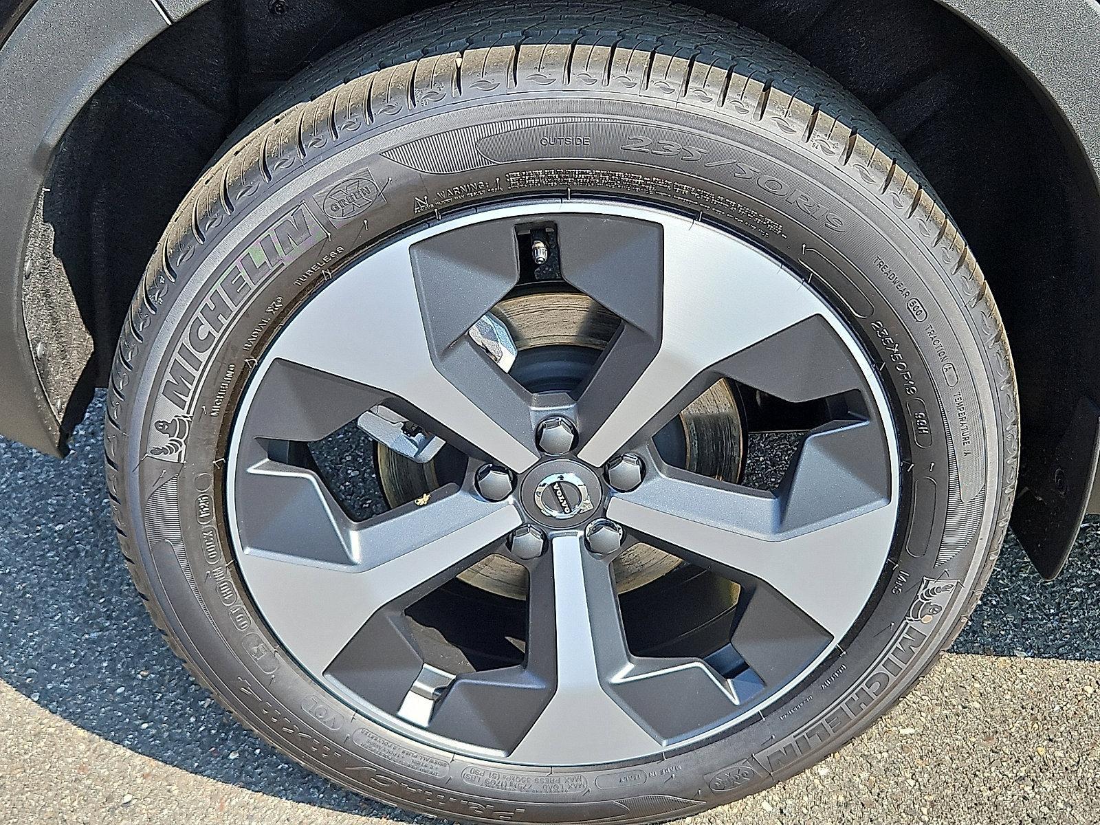 2026 Volvo XC40 Vehicle Photo in Trevose, PA 19053