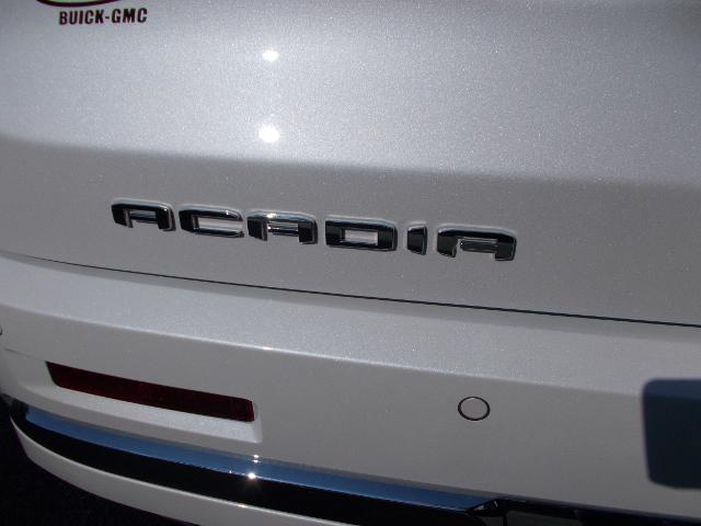 2023 GMC Acadia Vehicle Photo in LOWELL, MA 01852-4336