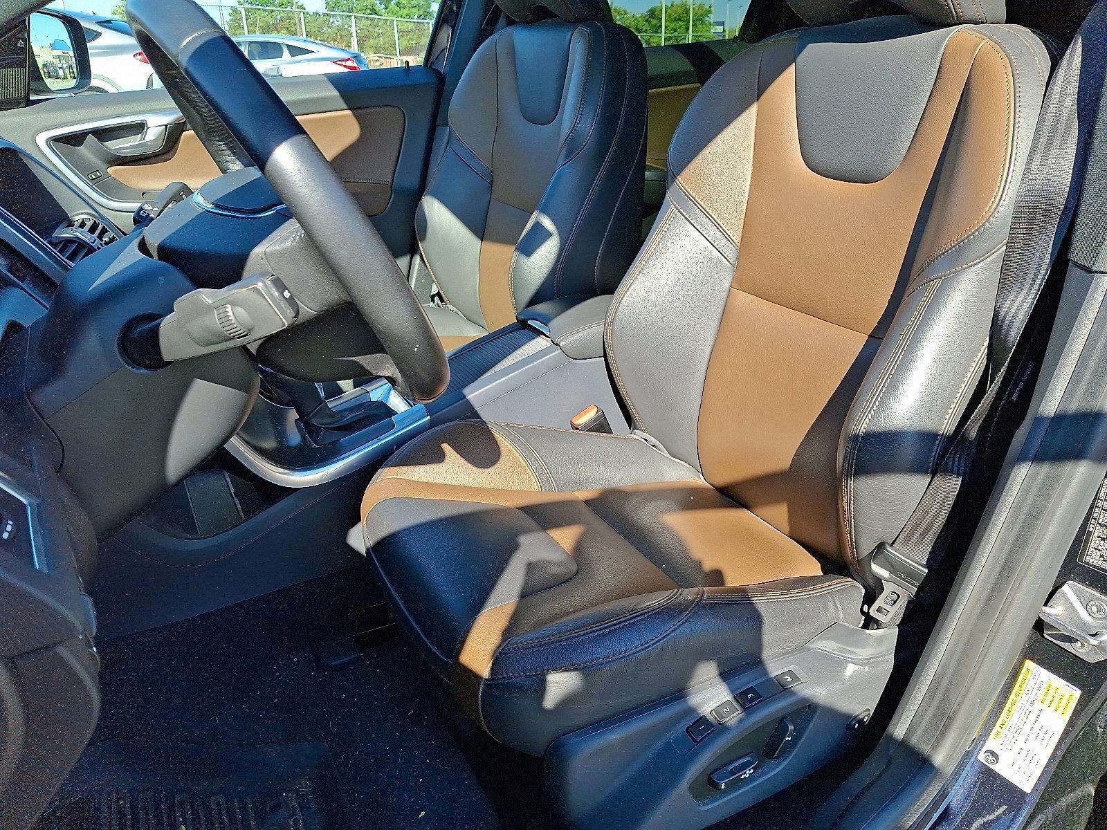 2016 Volvo XC60 Vehicle Photo in Lancaster, PA 17601