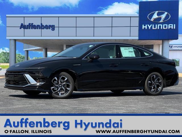 2025 Hyundai SONATA Vehicle Photo in O'Fallon, IL 62269